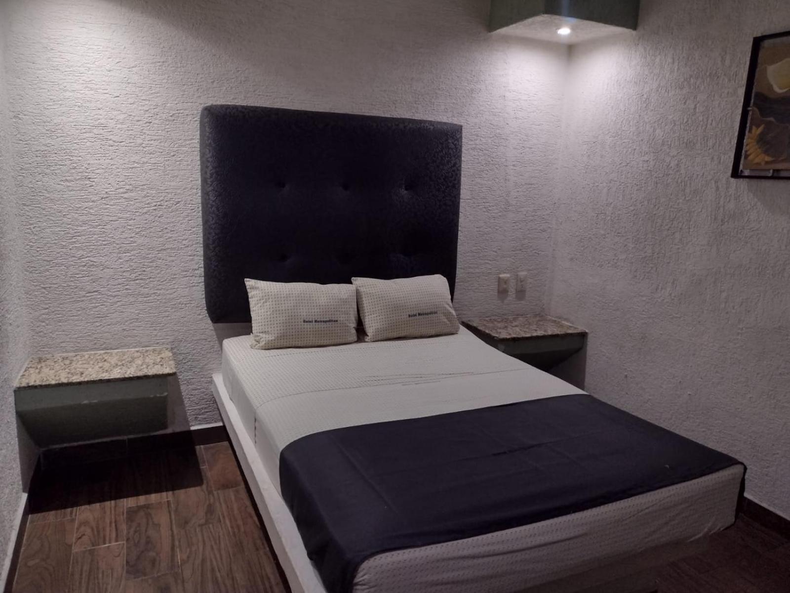 Hotel Metropolitan غوادالاجارا المظهر الخارجي الصورة